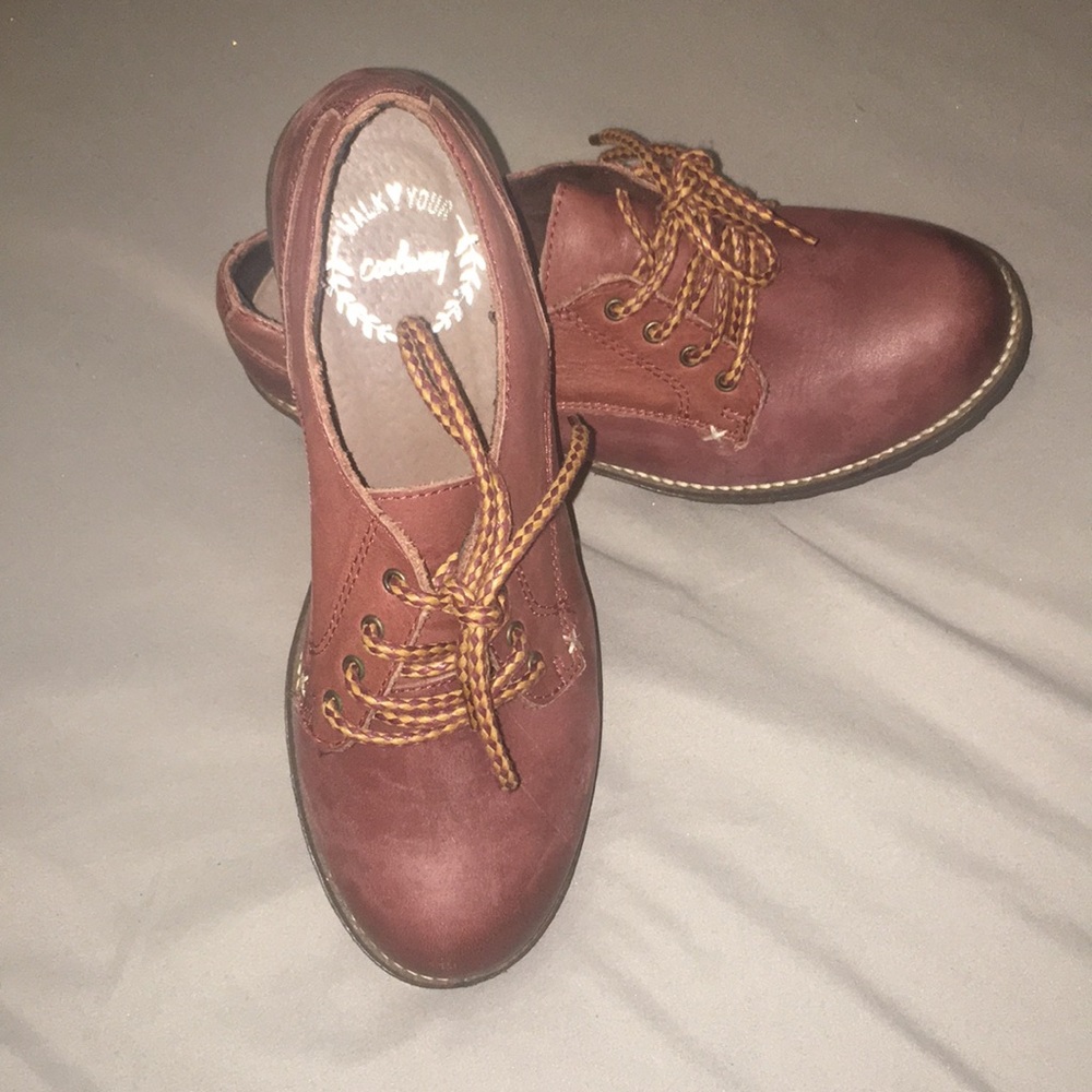 Size 39 Coolway Oxfords (cognac leather)